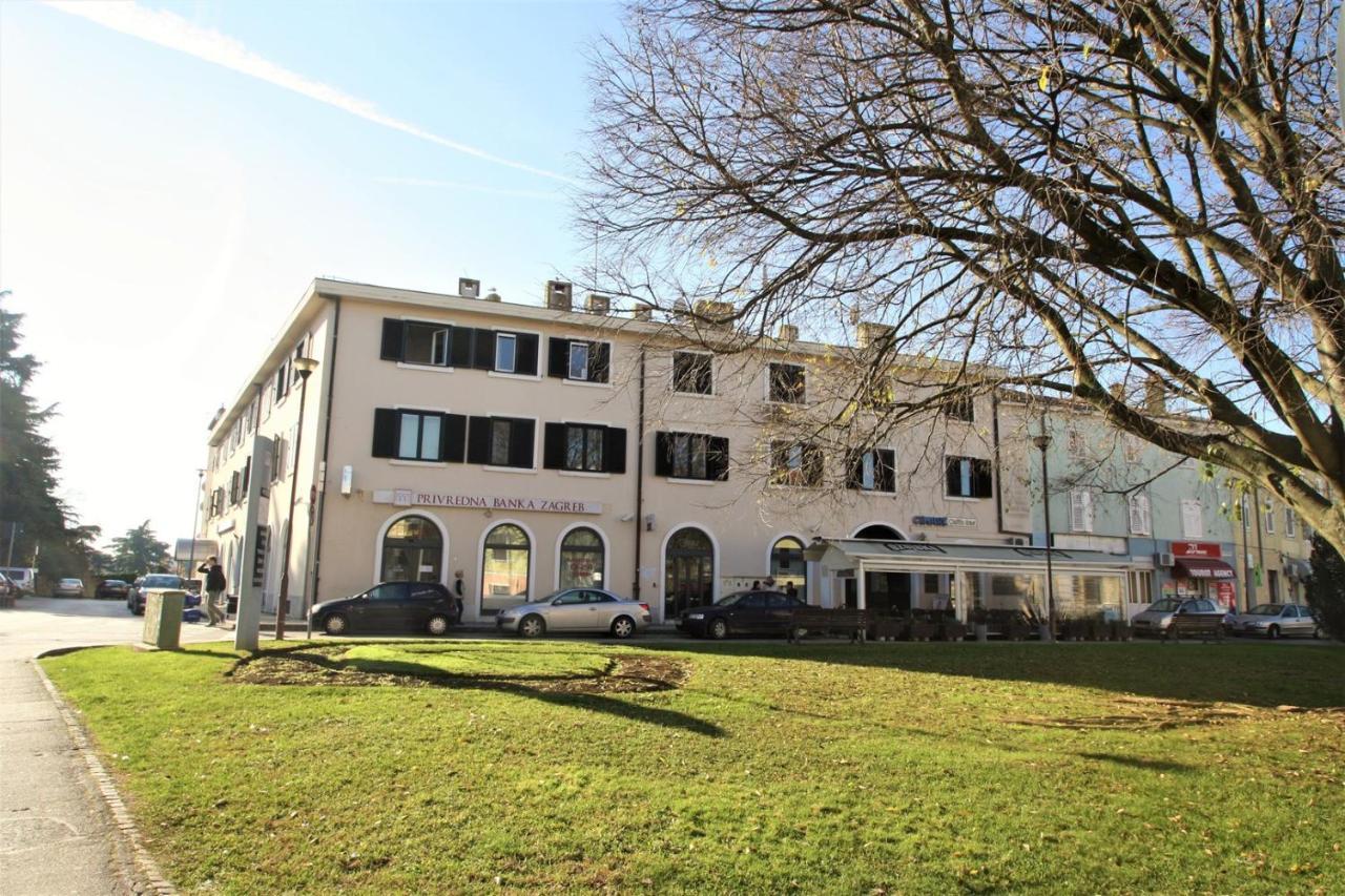 Apartments Simonetti Poreč Exteriör bild