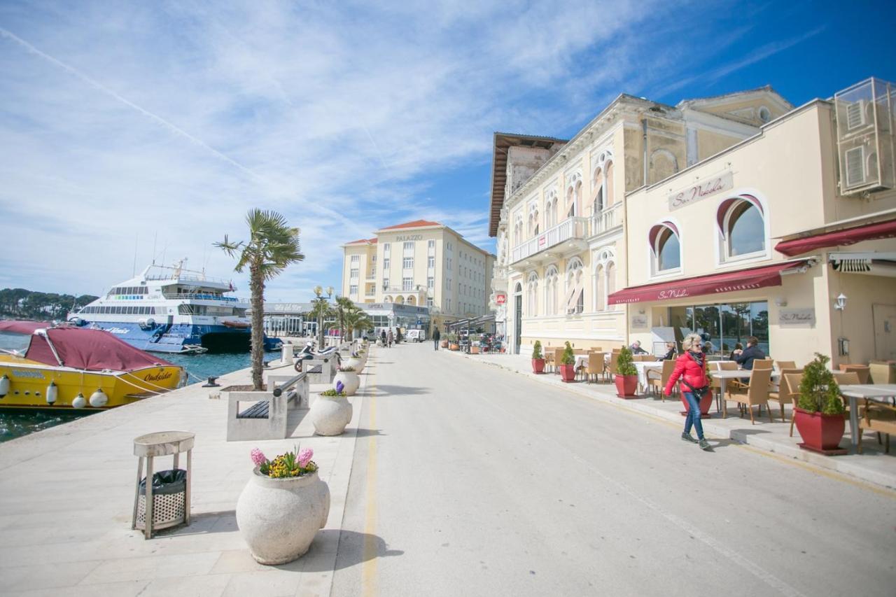 Apartments Simonetti Poreč Exteriör bild