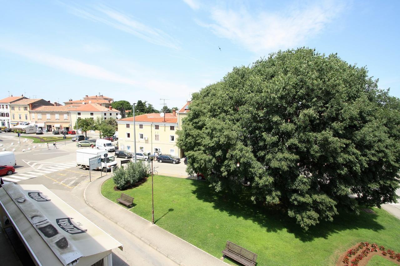 Apartments Simonetti Poreč Exteriör bild